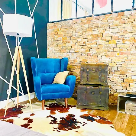 Magnifique 102 M2 Art/déco Au Bord De L'eau Appartement *