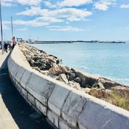 Magnifique 102 M2 Art/déco Au Bord De L'eau * Sète