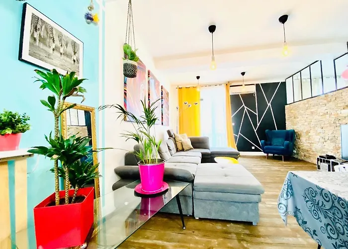 Magnifique 102 M2 Au Bord De L'eau Hyper Centre *